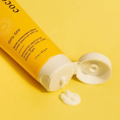 cocokind Daily Sunscreen SPF 32 1.7oz - Imperfect Box - Image 3