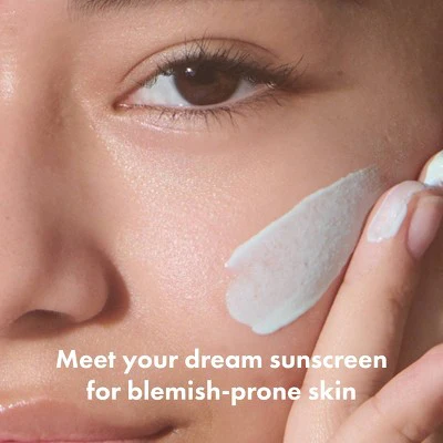 Hero Force Shield Superlight Sunscreen SPF30 50ml - Imperfect Box - Image 3