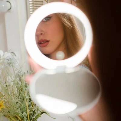 Ilios Lighting Rechargeable LED Compact Makeup Mirror - New - Image 5