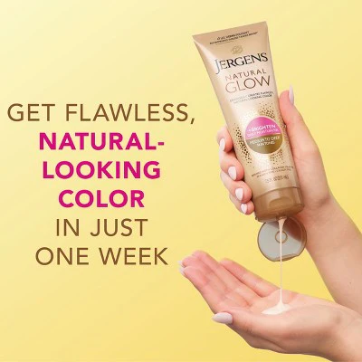 Jergens Glow Daily Moisturizer + Sunless Self Tanner Tanning Lotion Medium To Tan 7.5 fl oz - Imperfect Container - Image 7