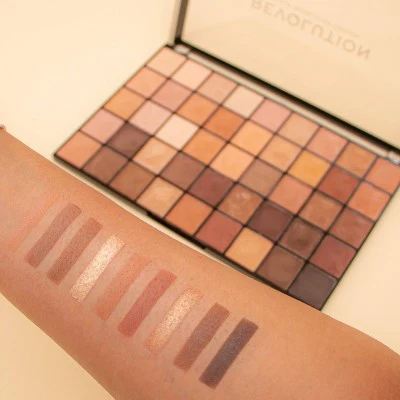 Makeup Revolution Maxi Reloaded  Eyeshadow Palette Ultimate Nudes 0.27oz - Imperfect Container - Image 5