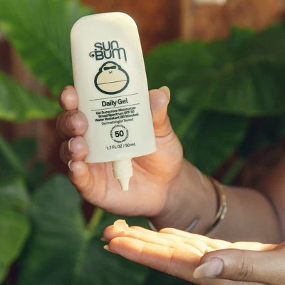 Sun Bum Daily Face Gel Sunscreen SPF 50 1.7 fl oz - Imperfect Box - Image 3