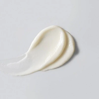 Versed Good Defense Daily Sunscreen SPF 50 1.7 fl oz - Imperfect Box - Image 2